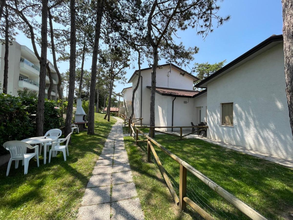 Villaggio Pineta Bibione Exterior photo